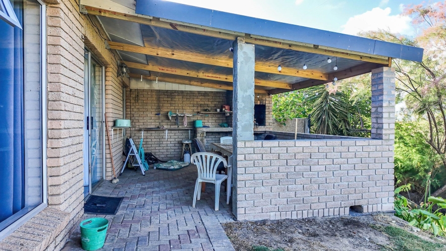 4 Bedroom Property for Sale in Little Brak River Western Cape